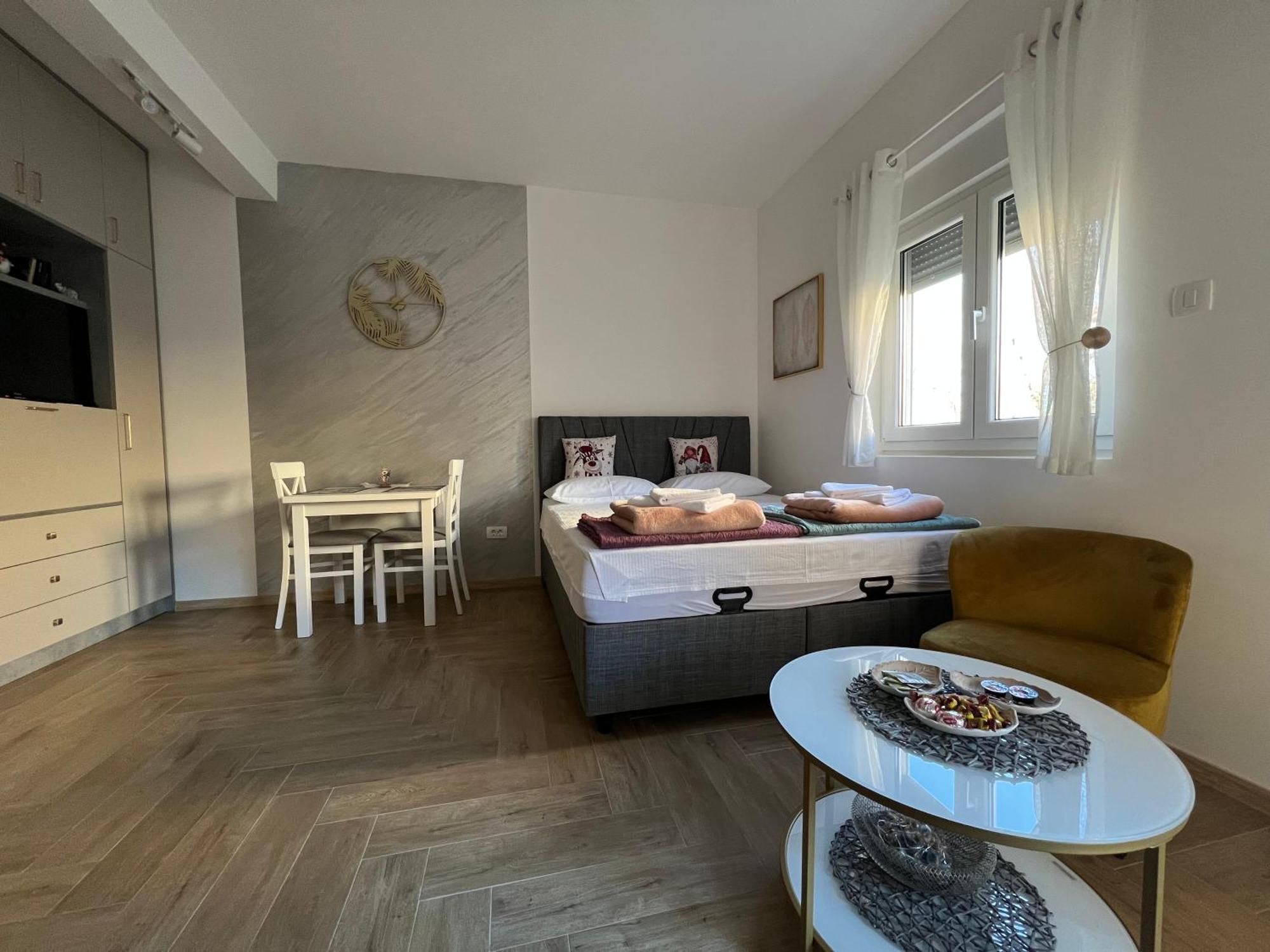 Dis Lux Apartment
